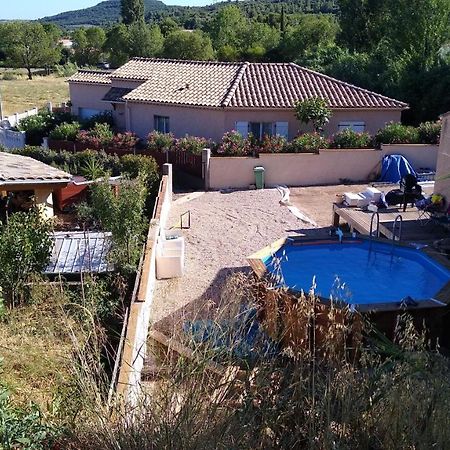 Poppey Villa Péret Exterior photo